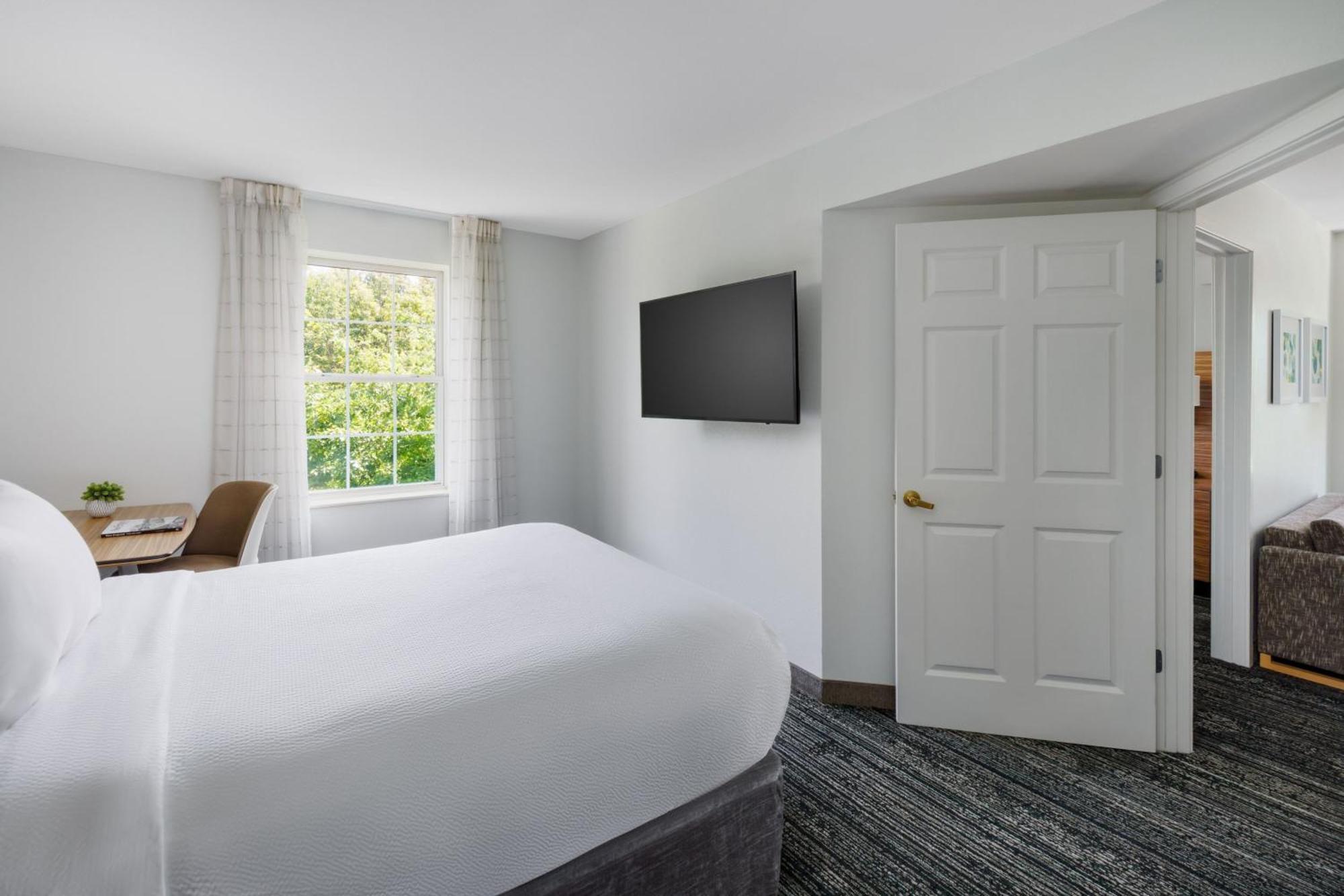 Towneplace Suites Manchester-Boston Regional Airport Eksteriør billede