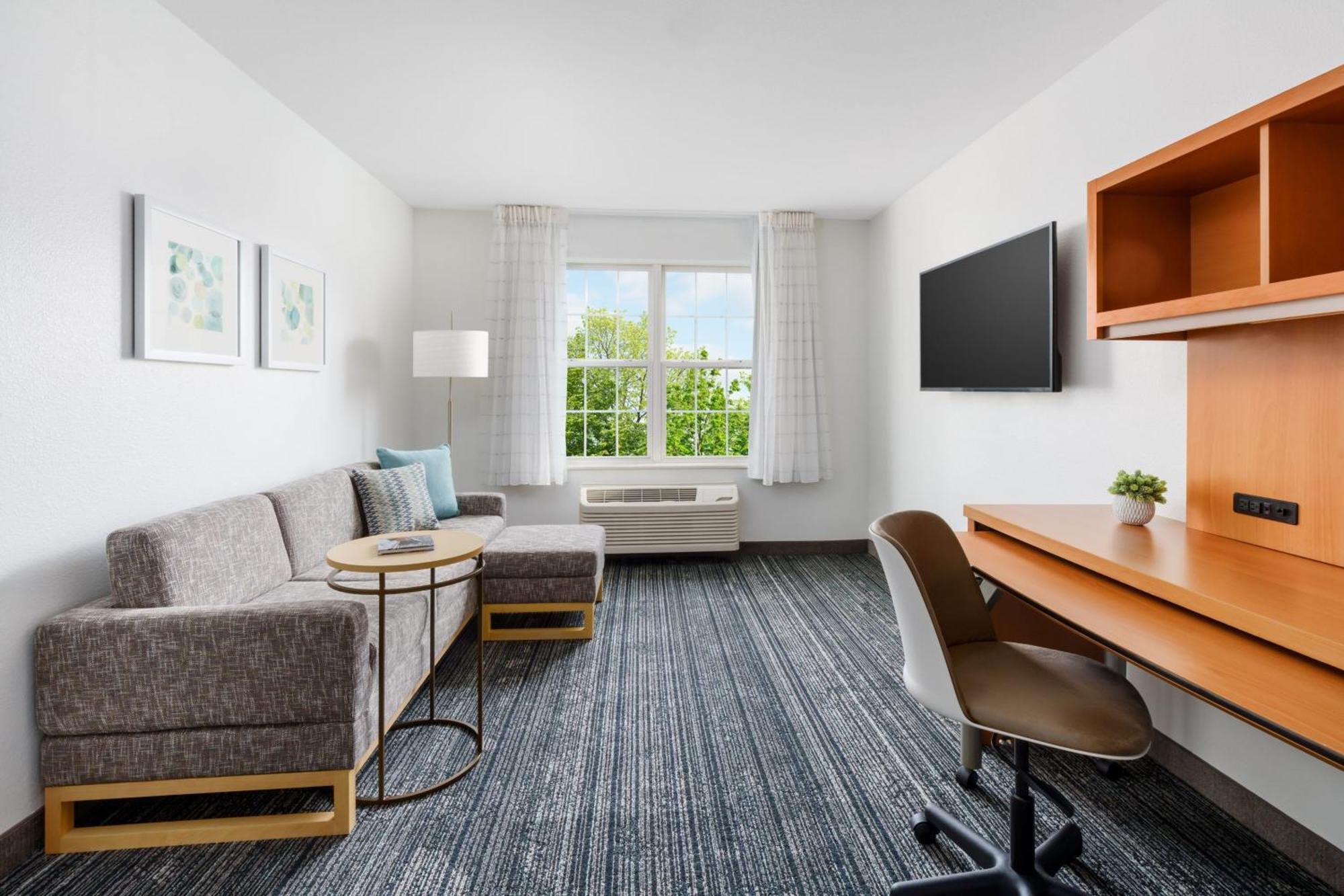 Towneplace Suites Manchester-Boston Regional Airport Eksteriør billede