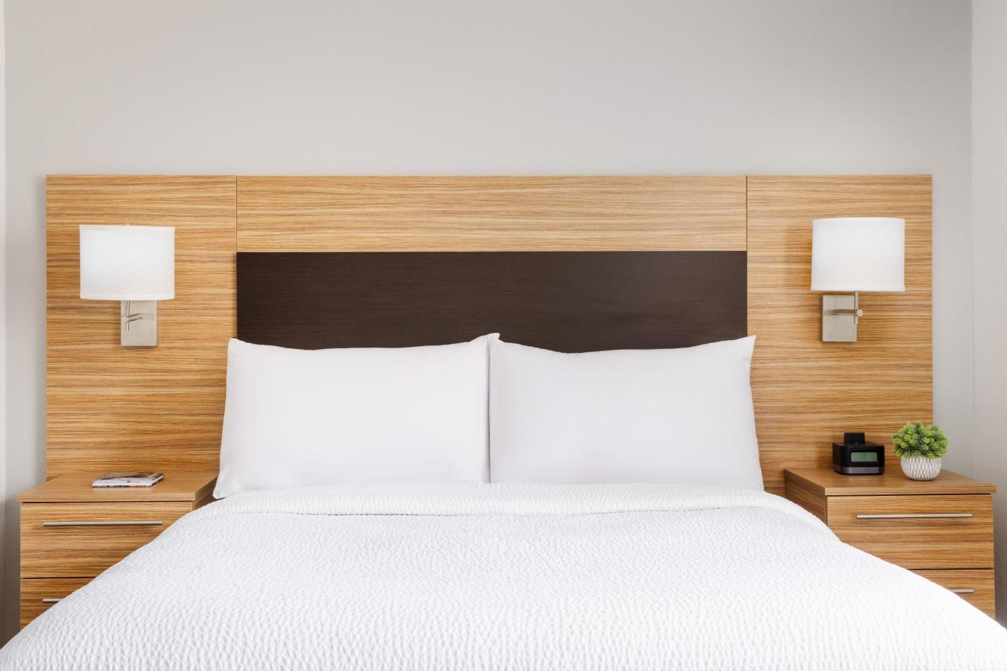 Towneplace Suites Manchester-Boston Regional Airport Eksteriør billede