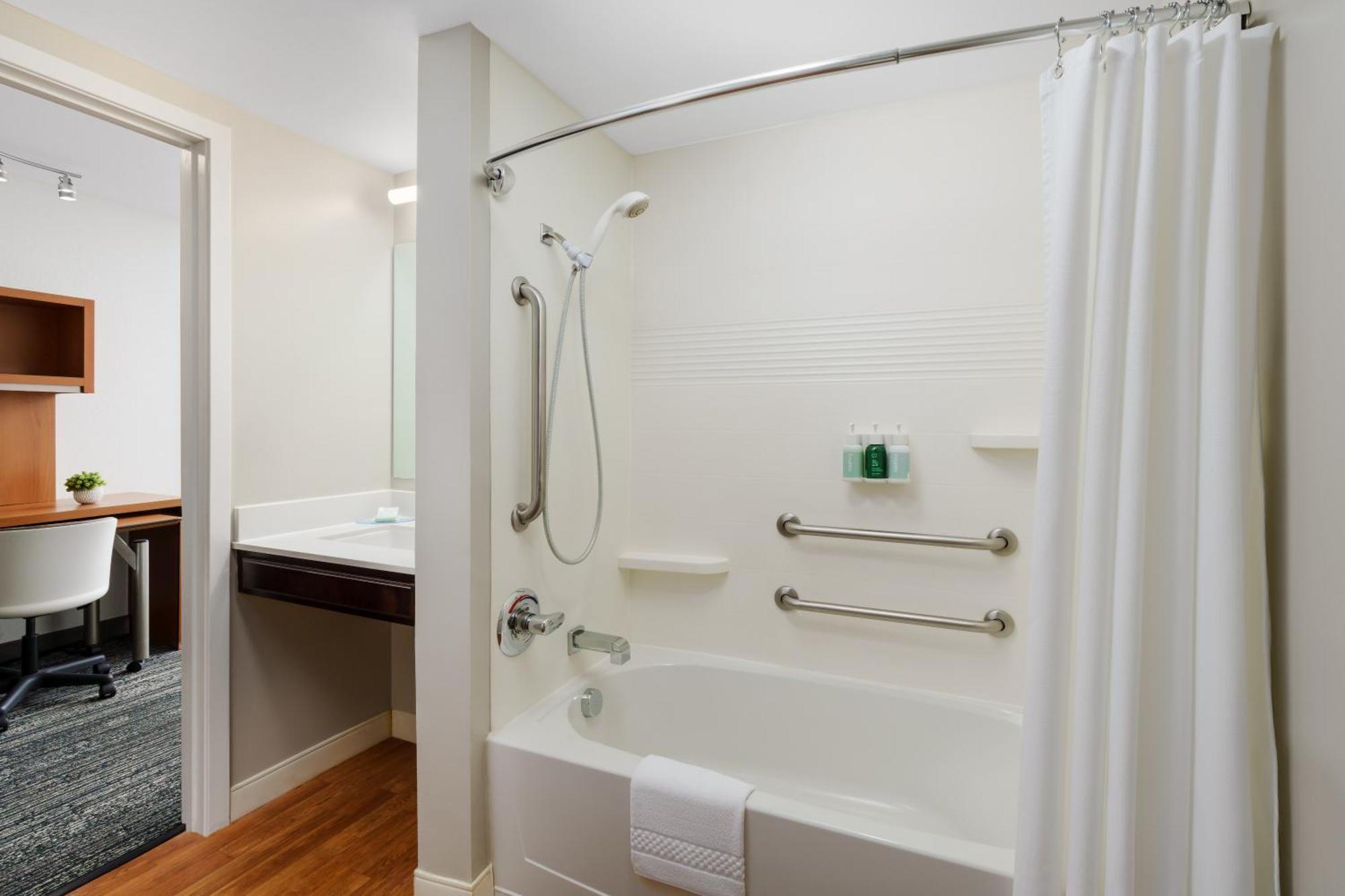 Towneplace Suites Manchester-Boston Regional Airport Eksteriør billede
