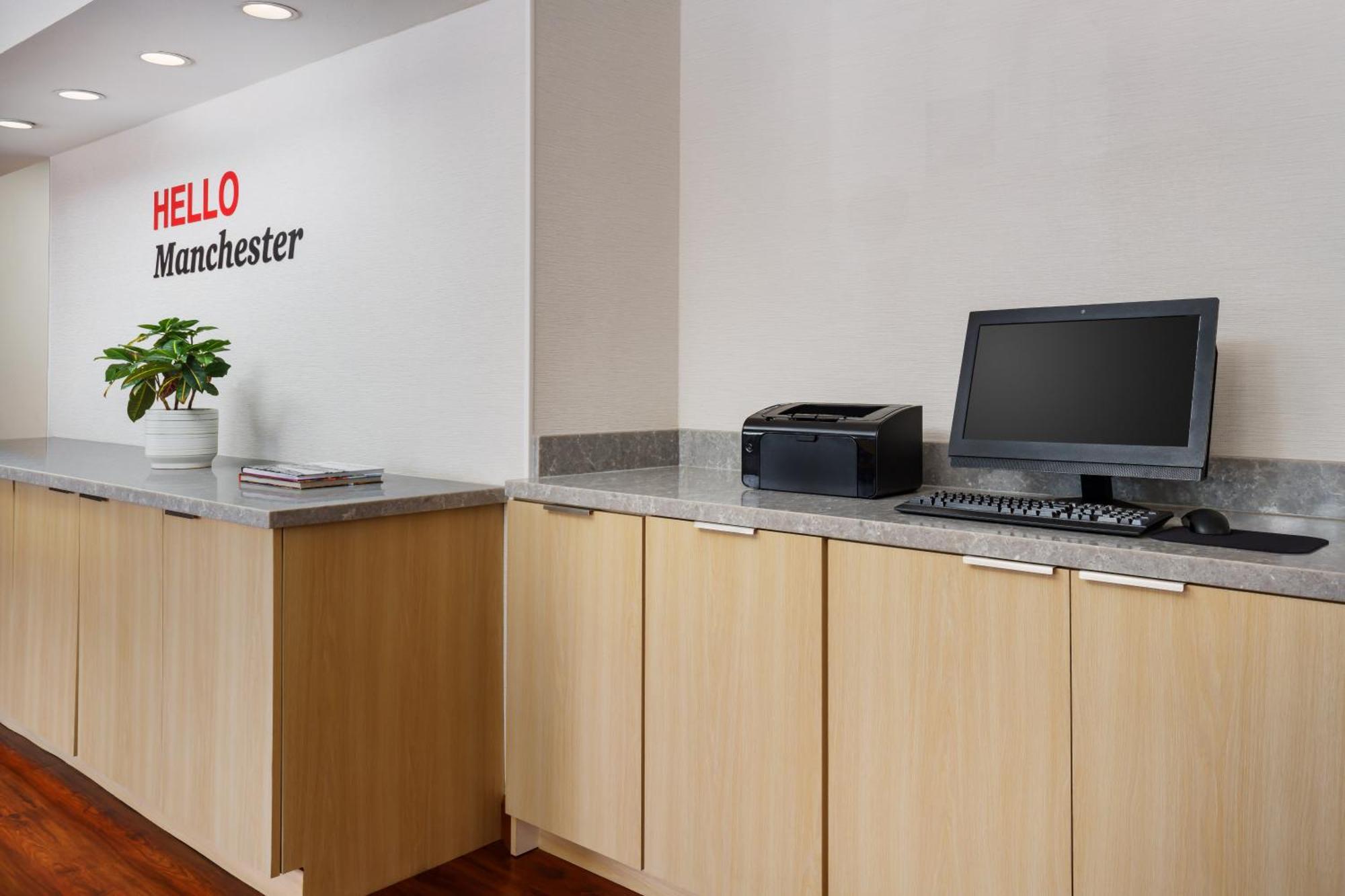 Towneplace Suites Manchester-Boston Regional Airport Eksteriør billede