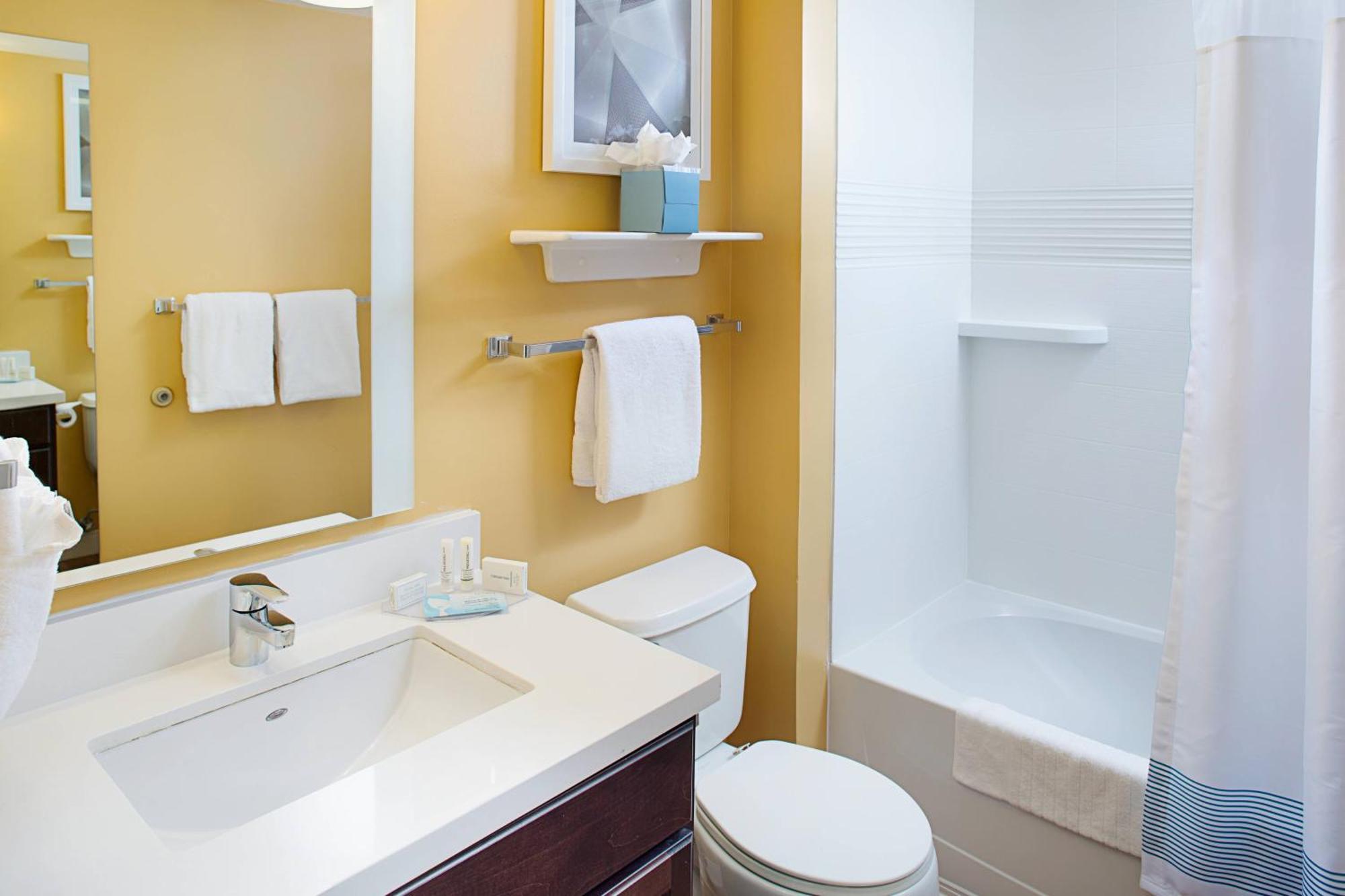 Towneplace Suites Manchester-Boston Regional Airport Eksteriør billede