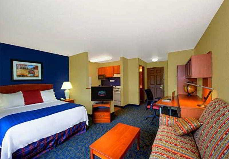 Towneplace Suites Manchester-Boston Regional Airport Eksteriør billede