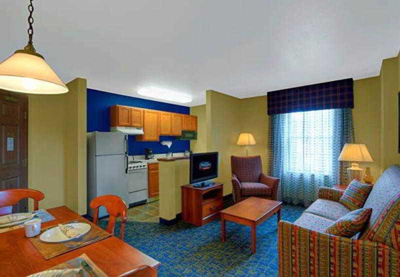Towneplace Suites Manchester-Boston Regional Airport Eksteriør billede