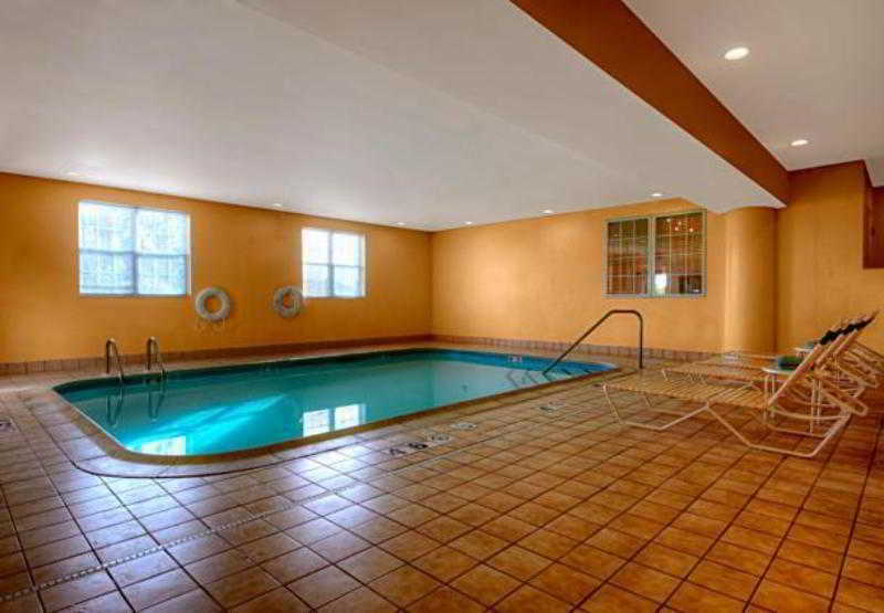 Towneplace Suites Manchester-Boston Regional Airport Eksteriør billede